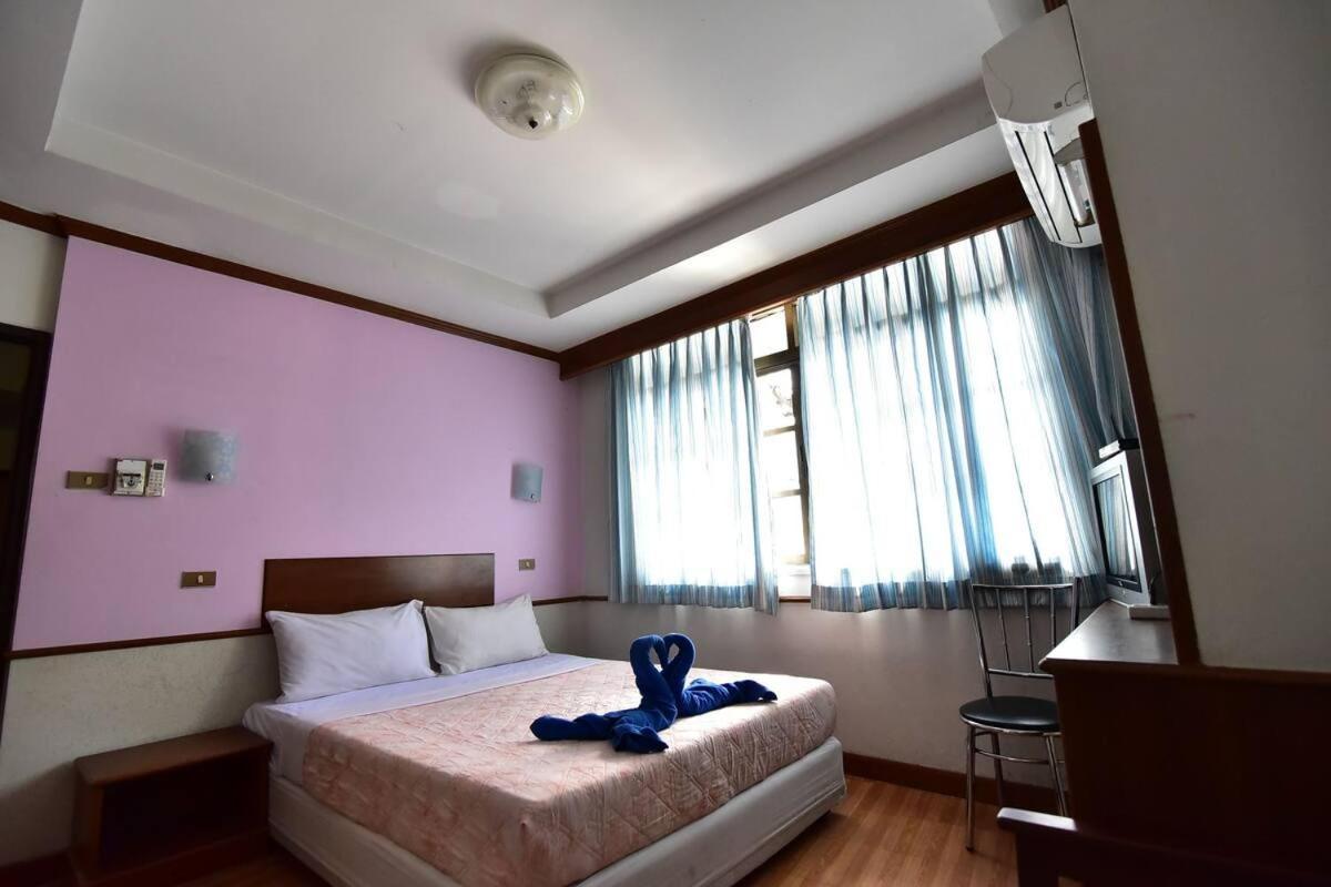 Krabi Grand Hotel Екстер'єр фото