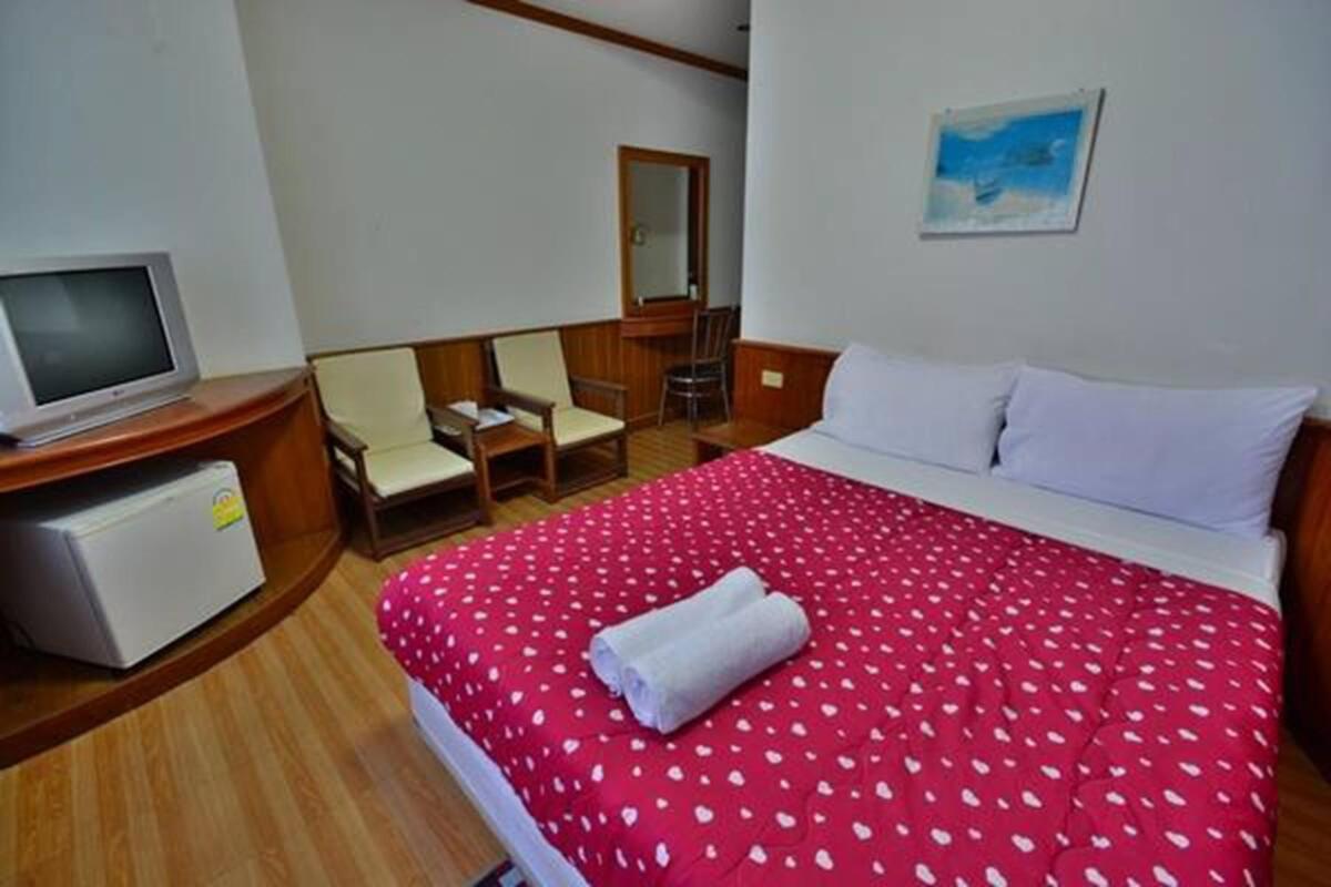 Krabi Grand Hotel Екстер'єр фото