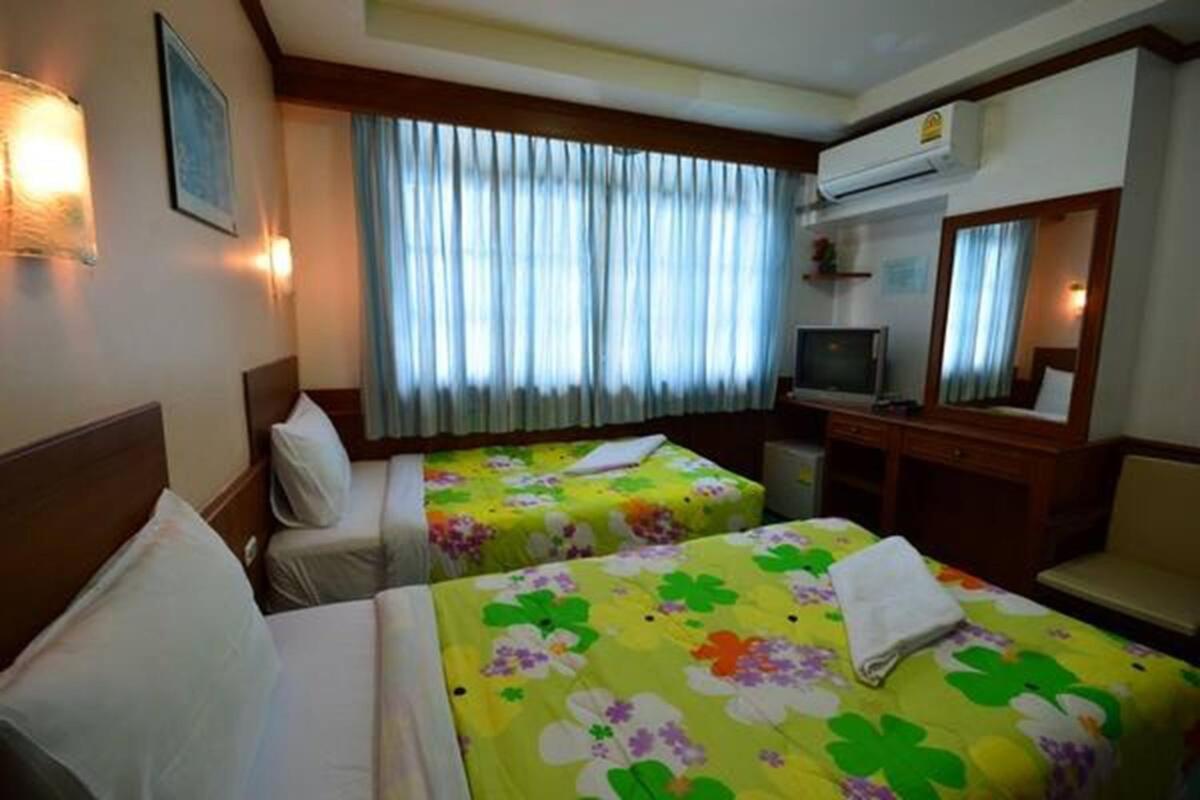 Krabi Grand Hotel Екстер'єр фото